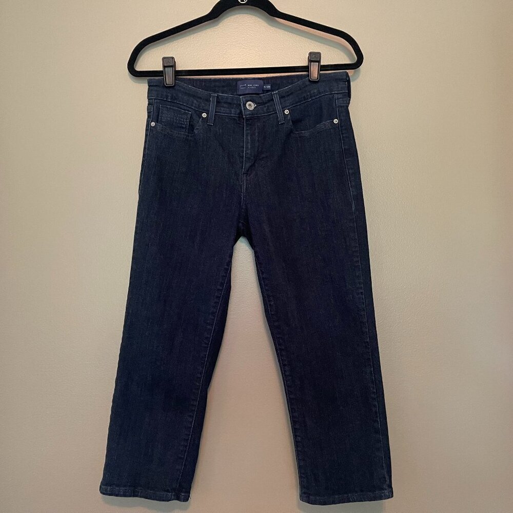Levis San Francisco Demi Curve Classic Capri 8/29